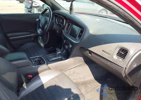 2015 Dodge Charger Sxt z USA, uszkodzony, nr VIN 2C3CDXHG0FH799248